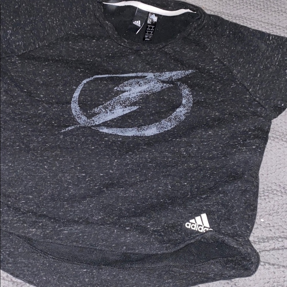 Adidas tee